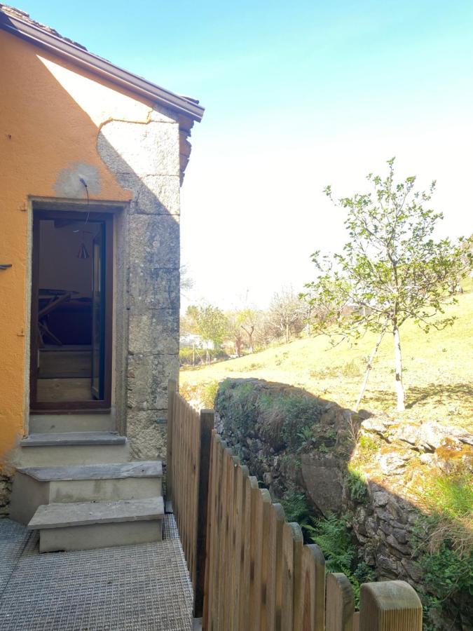 Villa El Viejo Molino Lugo Exterior foto