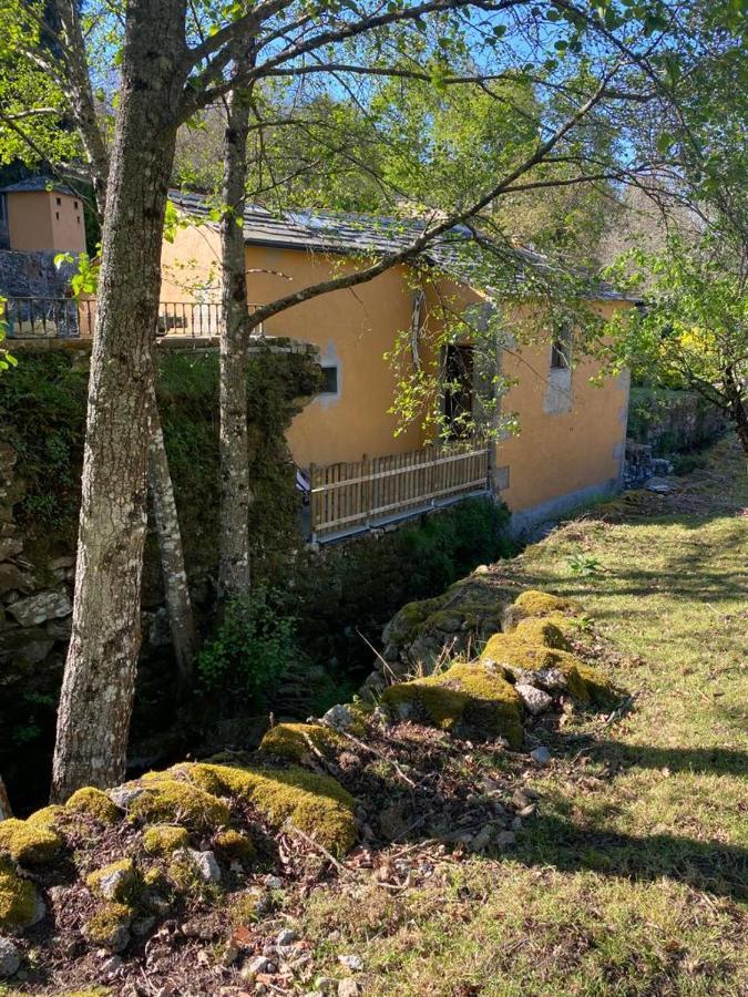 Villa El Viejo Molino Lugo Exterior foto